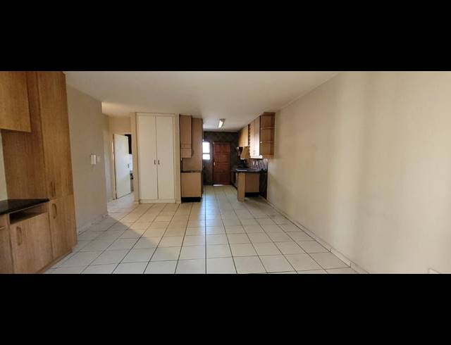 2 BEDROOM TOWNHOUSE FOR SALE IN ALBERTON NORTH